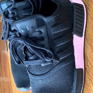 Adidas NMD R1 shoes